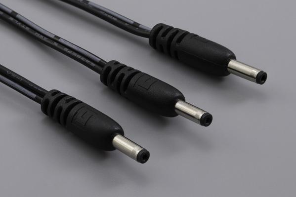 Tensility International-10-02791 Cable Assembly DC Power Cable Assembly 0.915m DC Power Plug to 2DC Power Plug 2 to (2/2)POS (2)M-M 24AWG