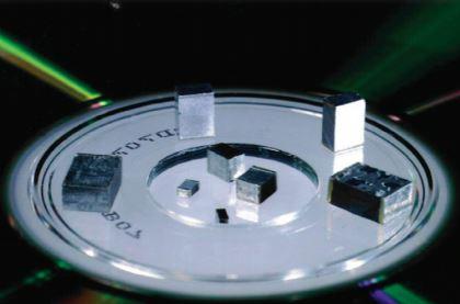 Illinois Capacitor-FCP1206C123G-H1 Kondensator, Kunststofffilm Cap Film 0.012uF 16V PPS 2% (3.2 X 1.6 X 0.9mm) Stacked 125°C T/R