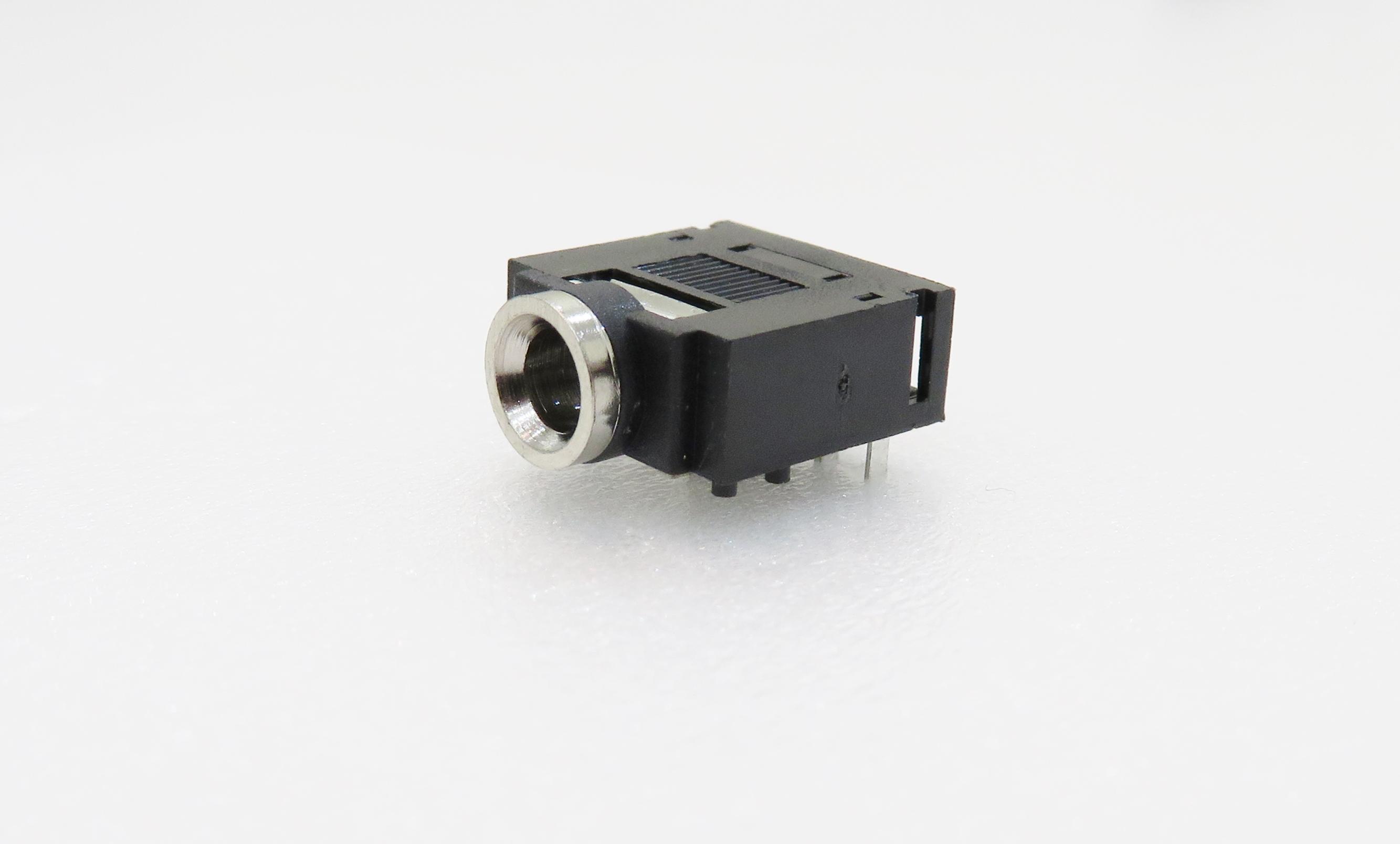 ADAM TECH-ASJ-1-5 Connector Audio and Video Stereo Audio Jack Connector