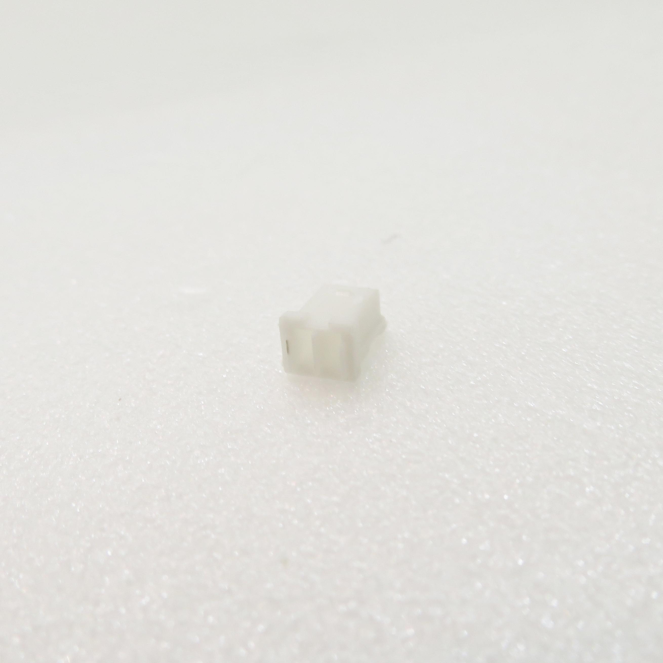 ADAM TECH-15CH-B-03 分立接线罩连接器 Conn Housing RCP 3 POS 1.5mm Crimp ST Cable Mount Ivory